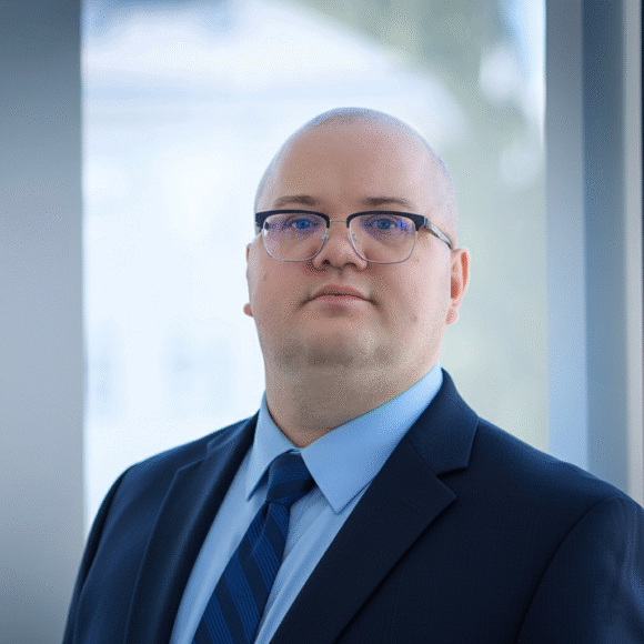 Ilya Nikiforov - Emirate Company